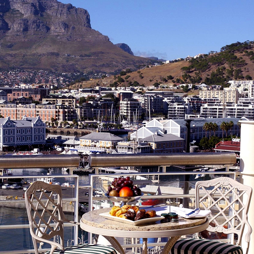 South Africa Highlights - Table Bay Hotel - Cape Town