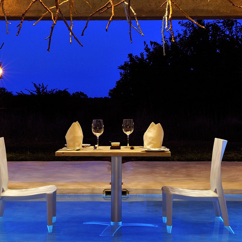 Luxury Africa Vacation - Sabi Sabi Earth Lodge