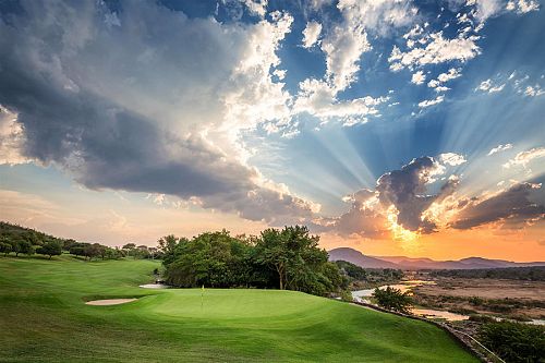 13th Hole at Leopard Creek South Africa - South Africa Golf Vacations - Kruger National Park