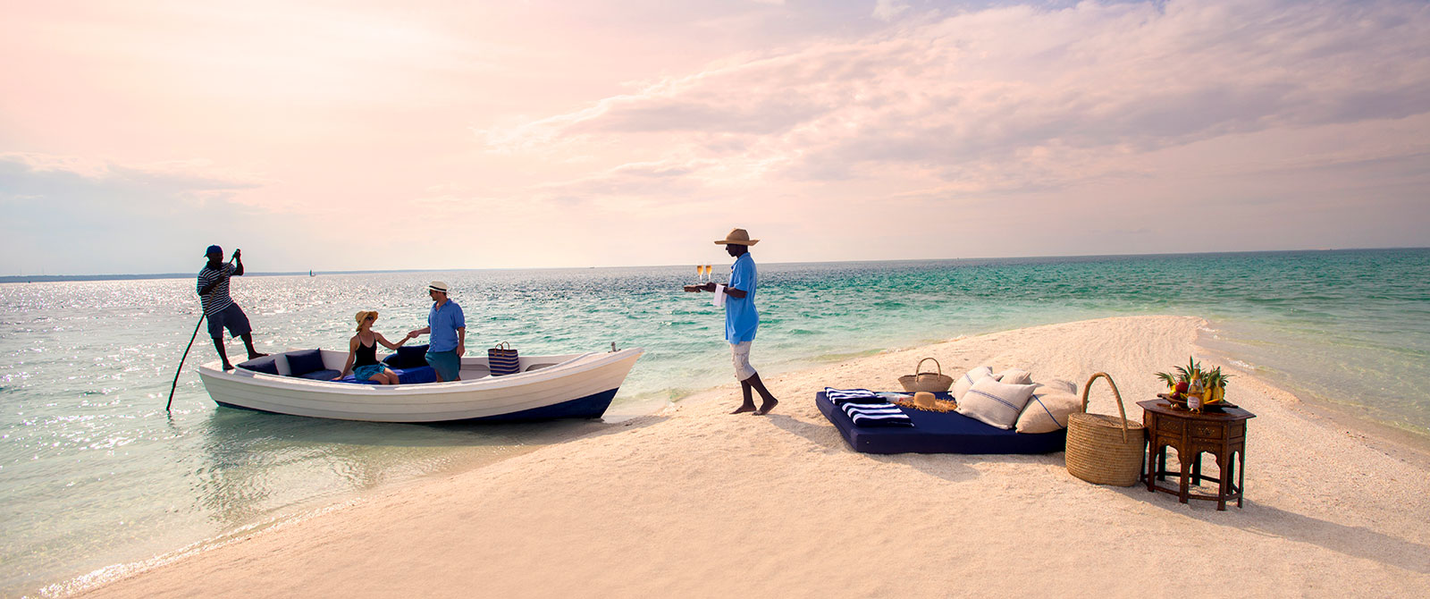 Romantic Beach Picnic in Mozambique - African Luxury Beach Resorts