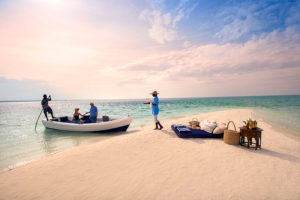 Romantic Beach Picnic in Mozambique - African Luxury Beach Resorts